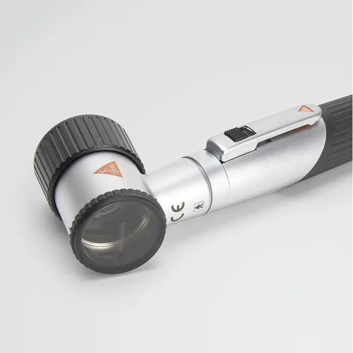 Dermatoscopio HEINE mini 3000 LED con mango y escala